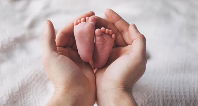 La vita più forte del Coronavirus: il piccolo Davide è venuto al mondo dalla mamma positiva. Sta bene e grazie a lui torniamo a sperare
