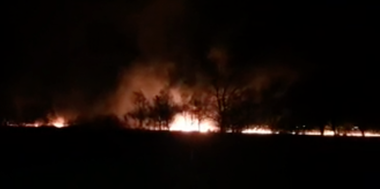 Pian di Spagna in fiamme IL VIDEO