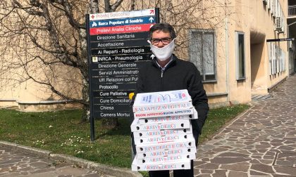 Cento pizze in regalo al personale dell'ospedale di Merate FOTO