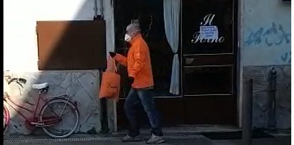 Spesa per gli anziani soli, l’Auser Lecco cerca nuovi volontari