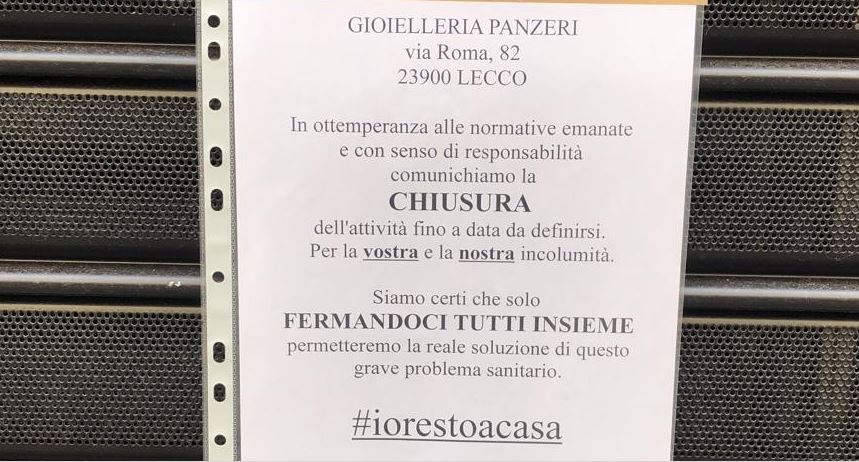 Coronavirus: a Lecco serrande abbassate nella via “dello shopping” FOTO