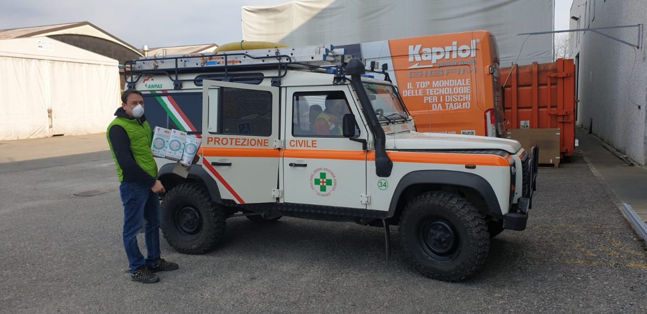 Aiutiamoci: mentre prosegue la distribuzione delle mascherine è pronto il quinto ordine di acquisti