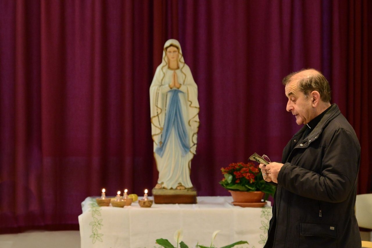 Doppia visita dell’arcivescovo Delpini nel Lecchese