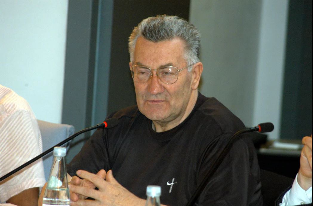 Calolzio piange don Leone, arciprete per 15 anni