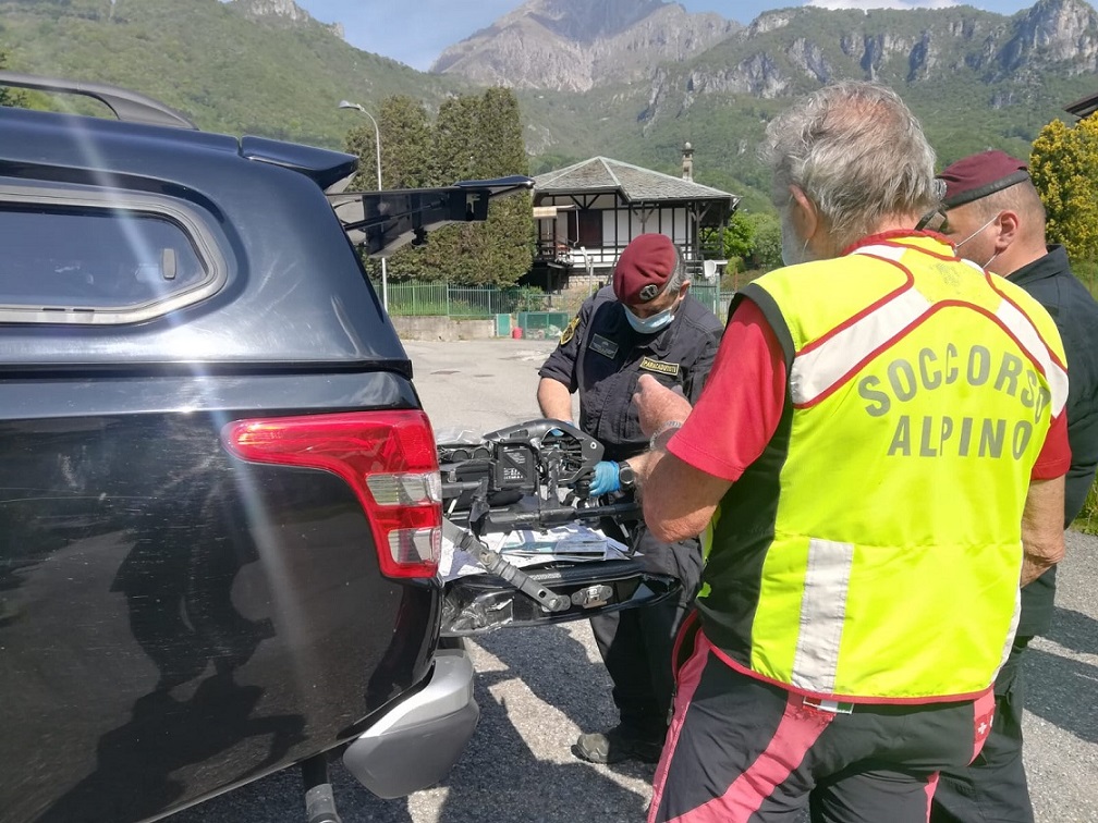 Troppa gente a spasso nel primo sabato della fase 2: la rabbia dei sindaci