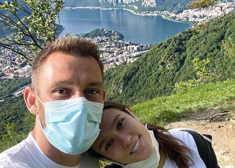 Il difensore centrale dell’Inter “a spasso” sul Monte Barro