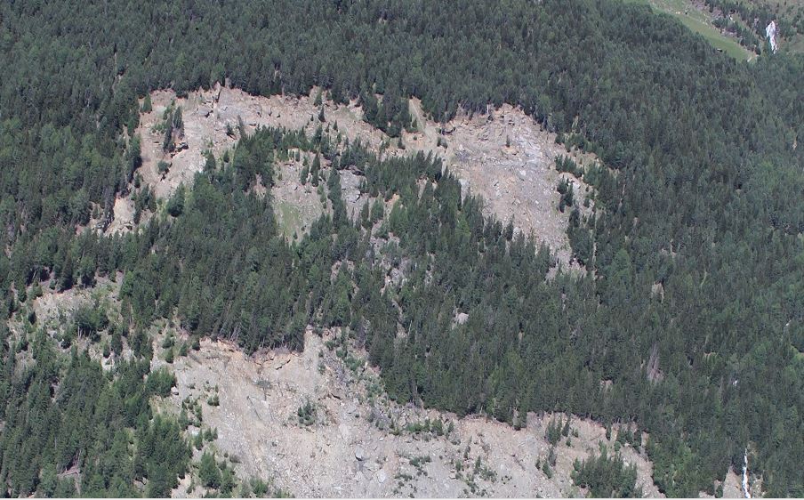 In Valtellina le forti piogge riattivano la frana del Ruinon