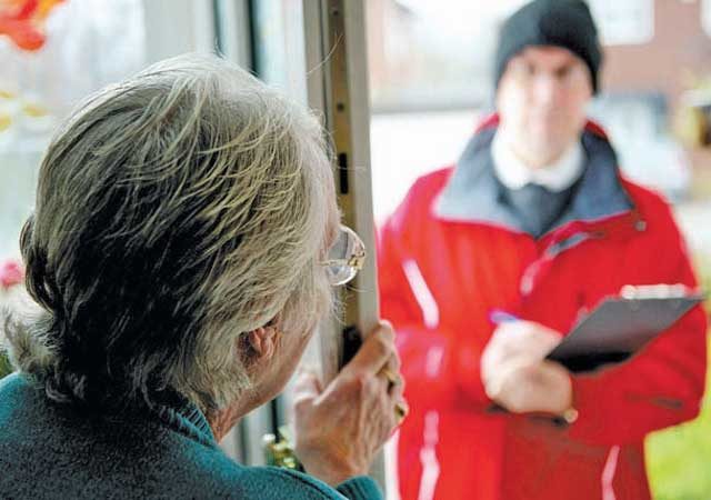 Falsi tecnici dell’acquedotto in azione nel Lecchese: rubati soldi e gioielli