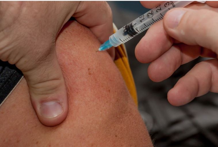 Il dottor Gulisano: “Covid: il 41% che non vuole vaccinarsi ha le sue ragioni”
