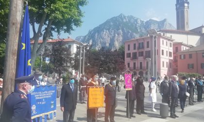 2 Giugno a Lecco, alzabandiera e il messaggio di Mattarella in piazza Cermenati FOTO
