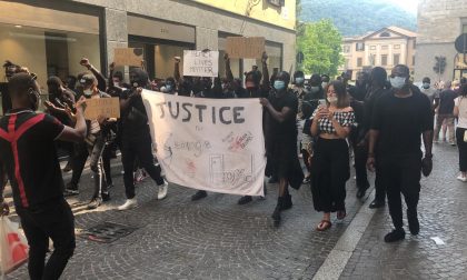 "Giustizia per Floyd": corteo in centro Lecco FOTO