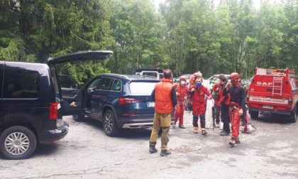 In corso il recupero degli speleologi bloccati in grotta FOTO