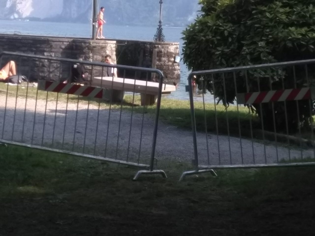 Chiusi i giardini a lago: “Così vengono penalizzati tutti, bambini compresi, non solo i maleducati”