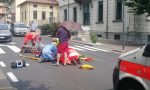 Ragazzino in bici travolge una donna sulle strisce, entrambi in in ospedale in condizioni serie FOTO