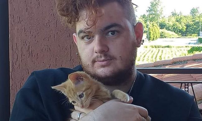 Morto all’improvviso a 19 anni: oggi il funerale. La mamma: “Sei stato un figlio meraviglioso”