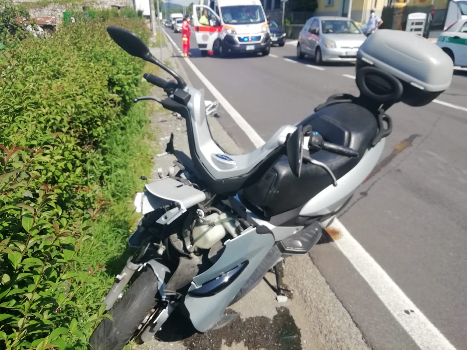 scontro_auto_moto_corso_bergamo_lecco_
