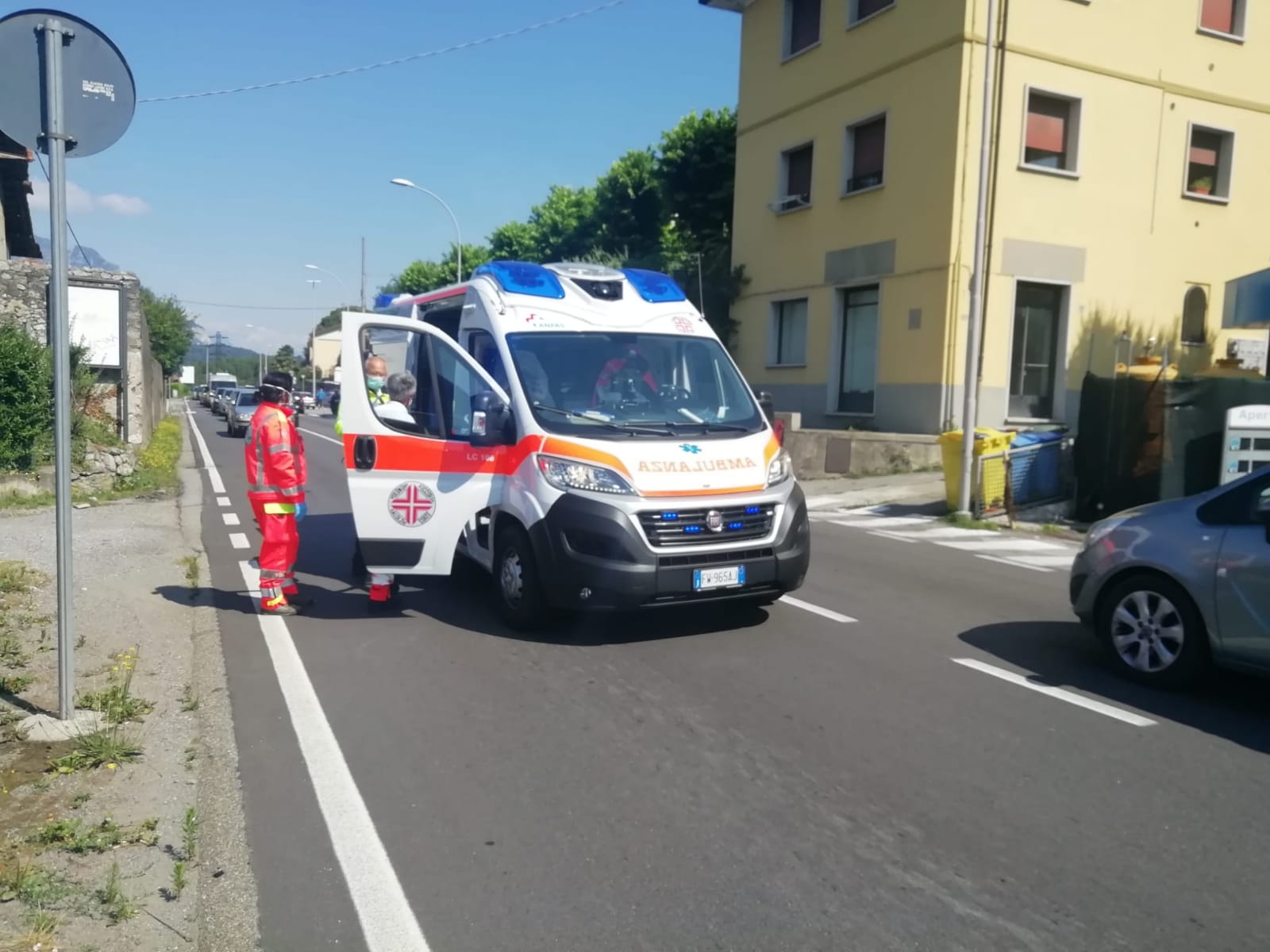 scontro_auto_moto_in_corso_bergamo_lecco