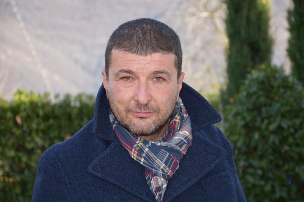 Lutto in Valle San Martino per l’amato dottor Roberto Carrara, morto a 54 anni