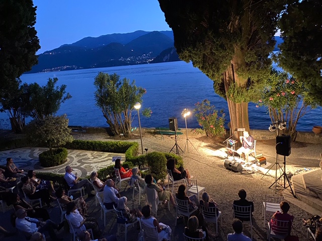 Successo per il concerto sotto le stelle a Villa Monastero VIDEO