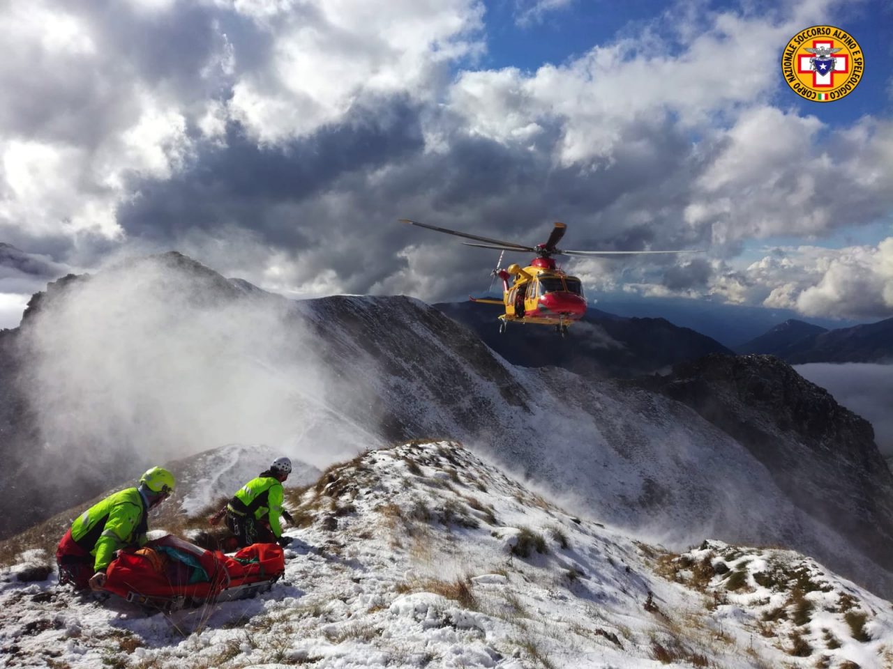 Lungo intervento per soccorrere un ferito sul Pizzo dei Tre Signori FOTO