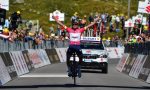 Giro d’Italia Under 23, Pidcock trionfa in maglia rosa sullo Spluga