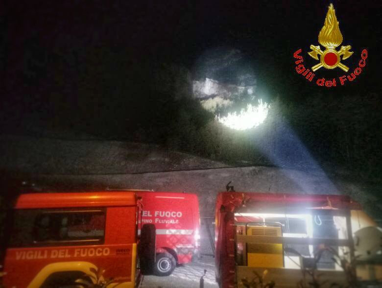 Bloccati sul Moregallo: salvati nella notte dai Vigili del Fuoco FOTO