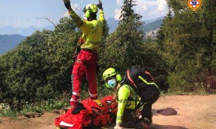 Domenica impegnativa per il Soccorso Alpino: fungiatt precipita per 10 metri