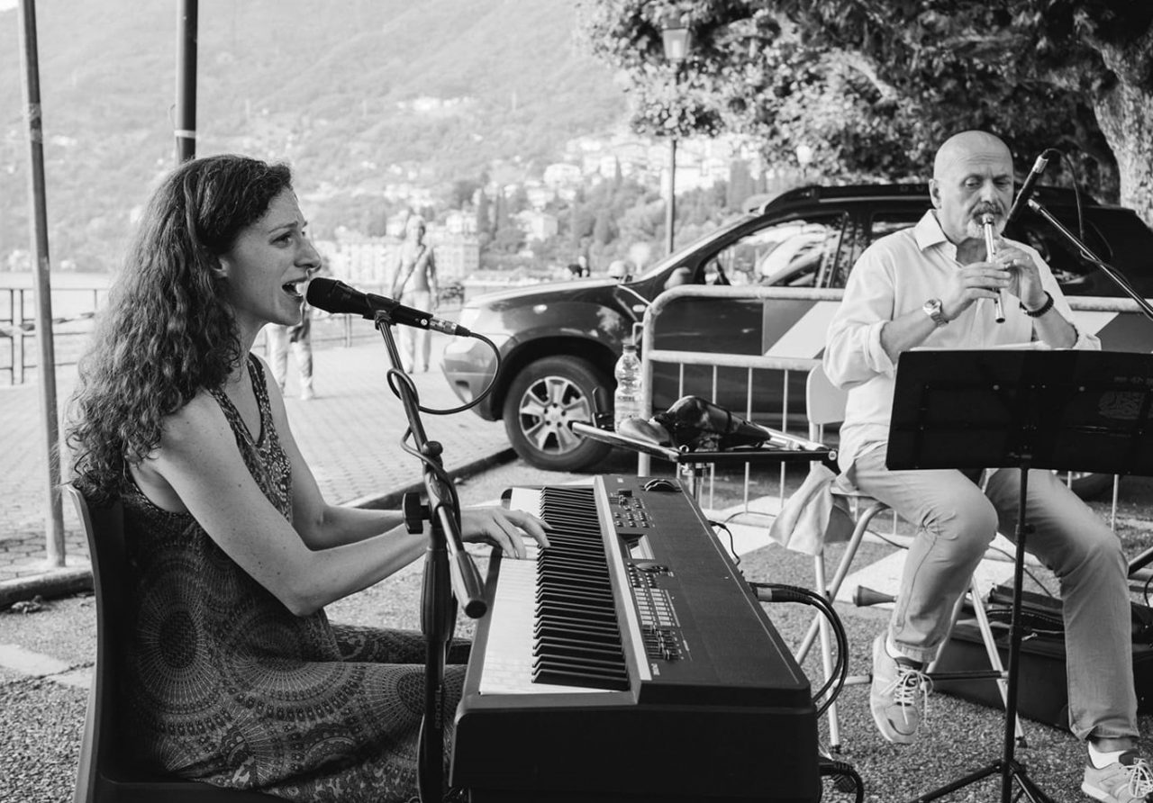 Grande musica sabato sul lago con il concerto tributo a Fabrizio De André