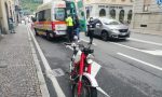 Schianto auto moto a Lecco, centauro in ospedale e traffico congestionato FOTO