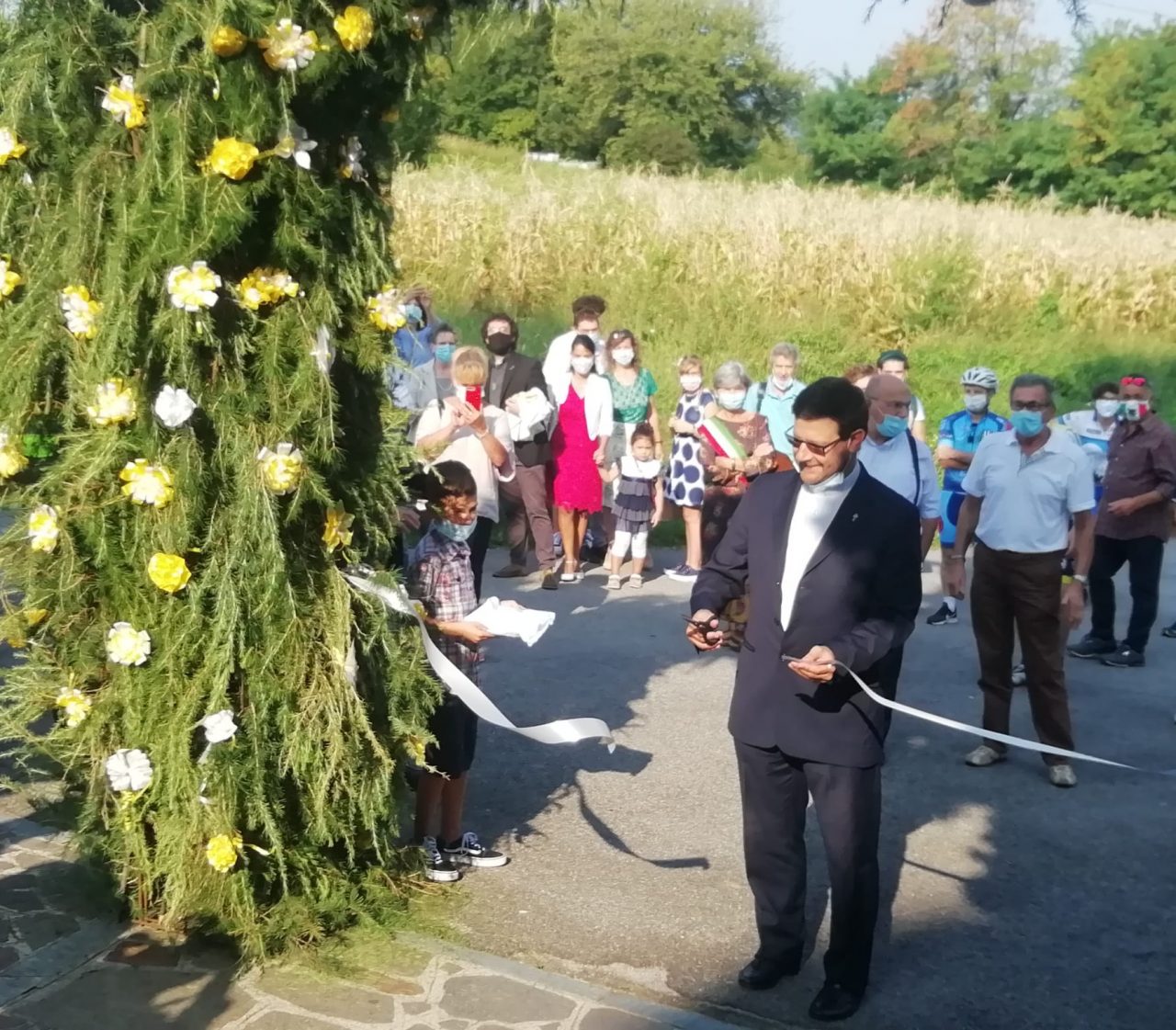 Monte Marenzo in festa: accolto il nuovo parroco don Angelo FOTO