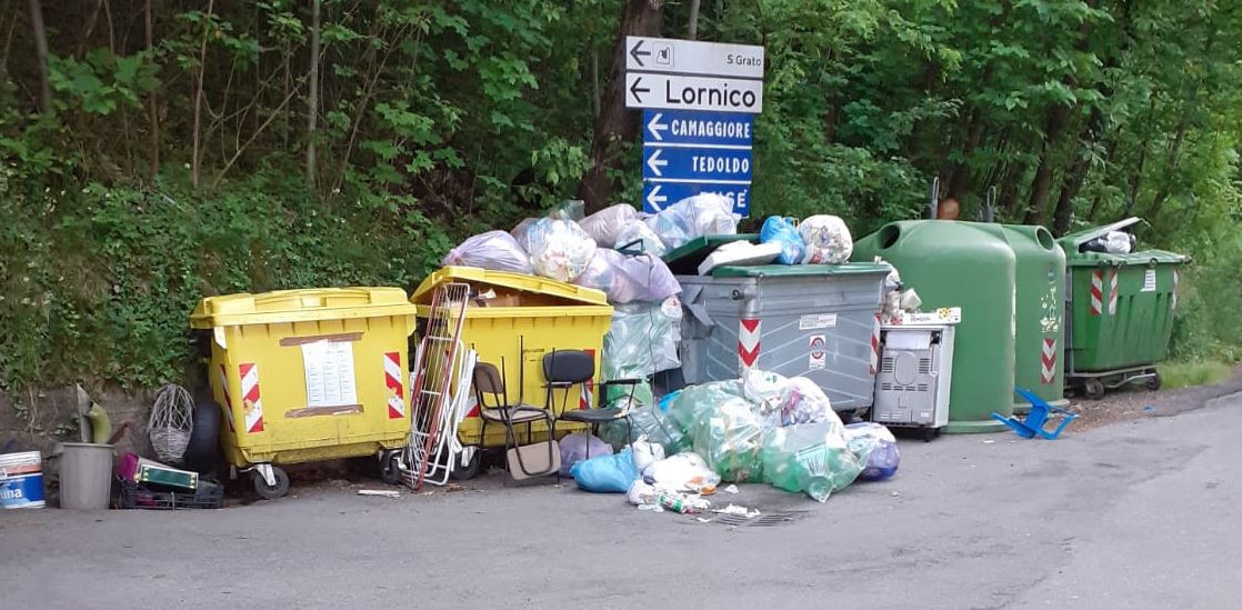 Raccolta porta a porta, nuove casette e sacco grigio: rivoluzione rifiuti in paese