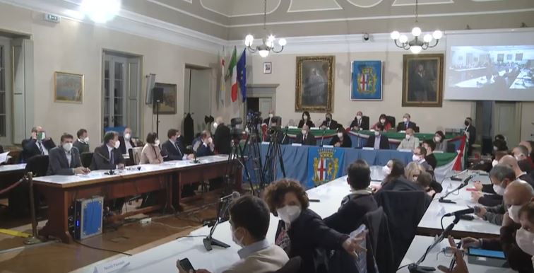 Primo Consiglio comunale a porte chiuse per colpa del Covid, ma c’è la diretta web VIDEO