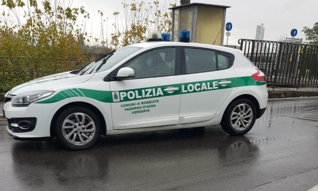 Minaccia di buttarsi dal Ponte di Paderno: salvato