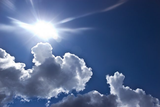 Meteo Lombardia: sole a Pasquetta, martedì vento e poi di nuovo il gelo