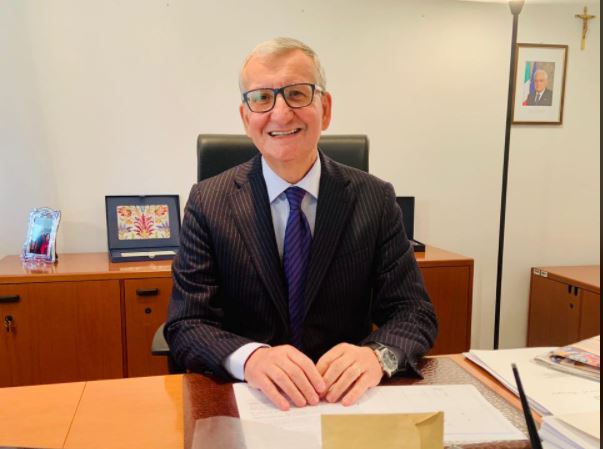 Usura: collaborazione tra Camera di Commercio, prefetture e associazioni per contrastare il fenomeno
