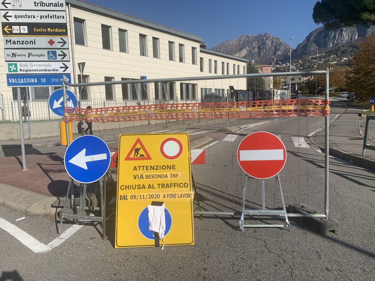 Lavori via Besonda Lecco non di Lario Reti Holding bensì di LeReti