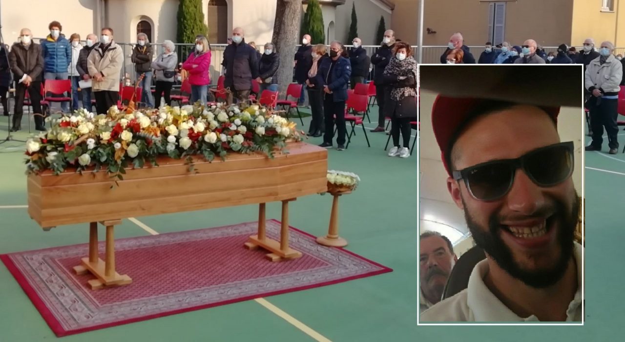 Folla in oratorio per l’ultimo addio a Ugo Gilardi FOTO