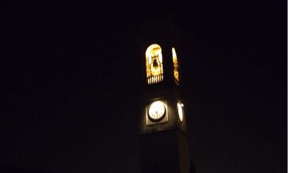 Si riaccendono le luci del campanile, "Segno di speranza, non spegniamo di nuovo il paese per il Covid"