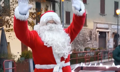 Babbo Natale è sbarcato a Varenna