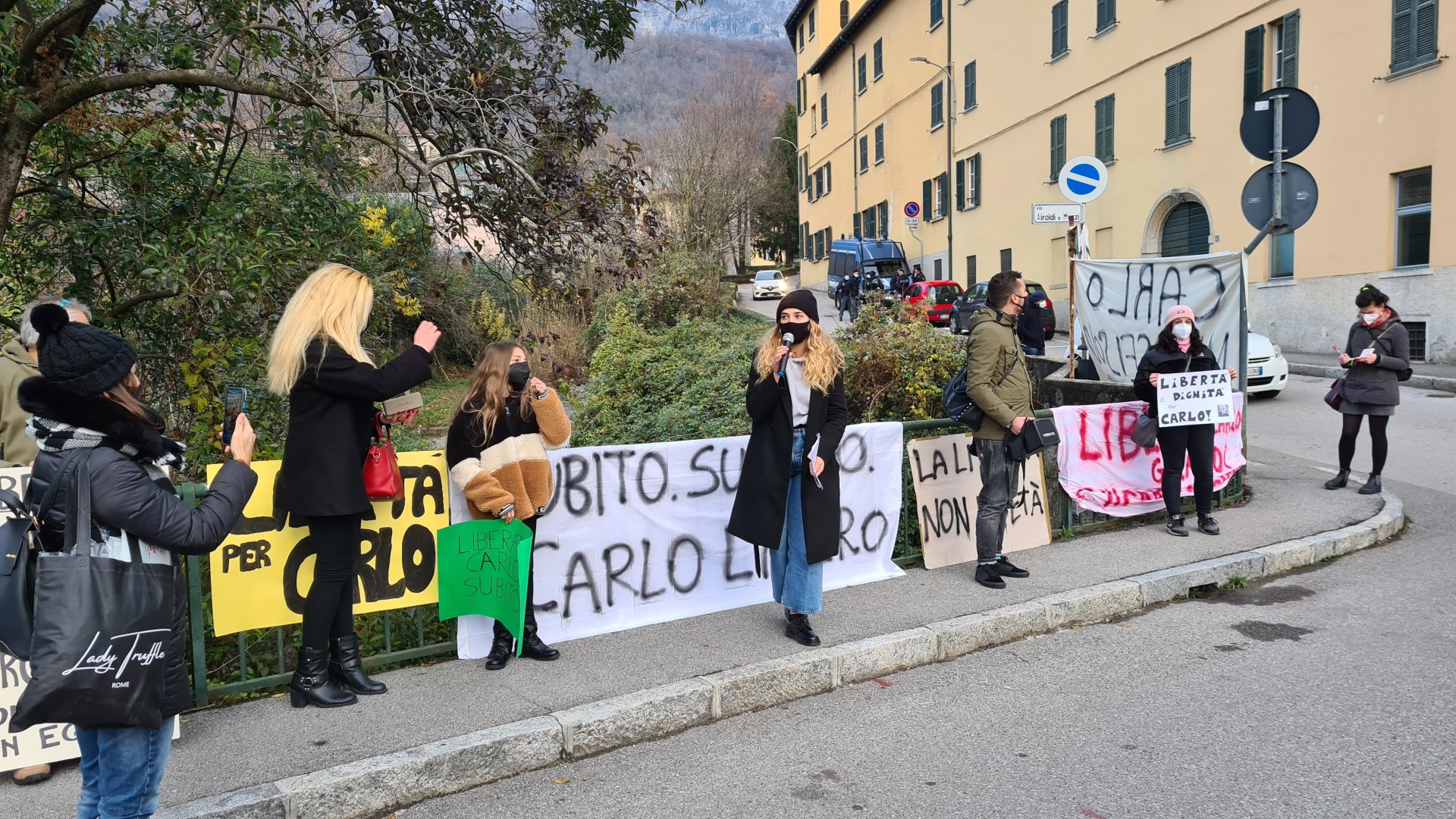 Carlo Gilardi Sit in Lecco (7)