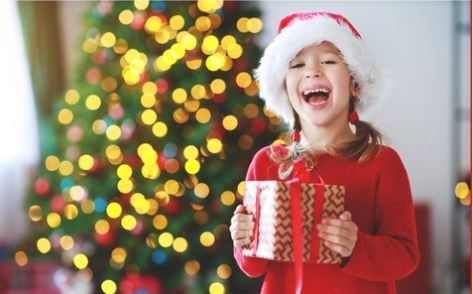 Gli Amici di Lecco non accendono  la città, ma il sorriso dei bambini