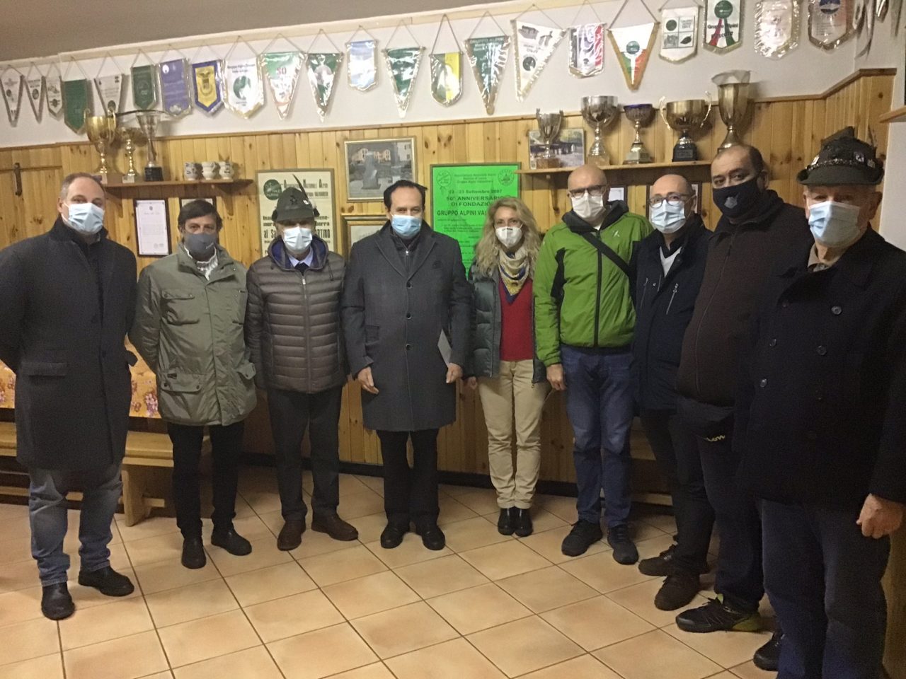 Solidarietà più forte del Covid: successo per la vendita dei panettoni Telethon