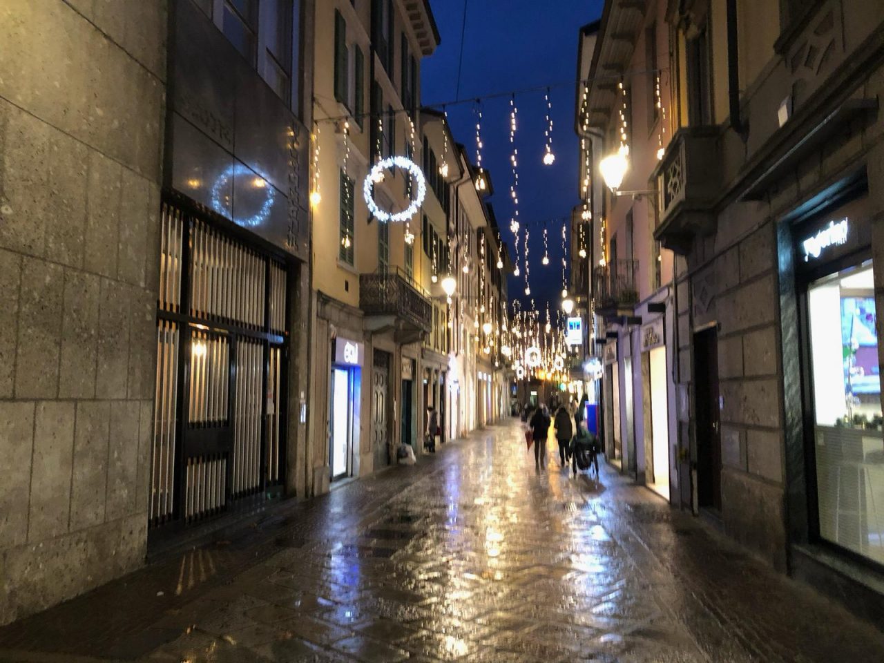 Dpcm di Natale, cosa si può fare e cosa no LO SCHEMONE RIASSUNTIVO