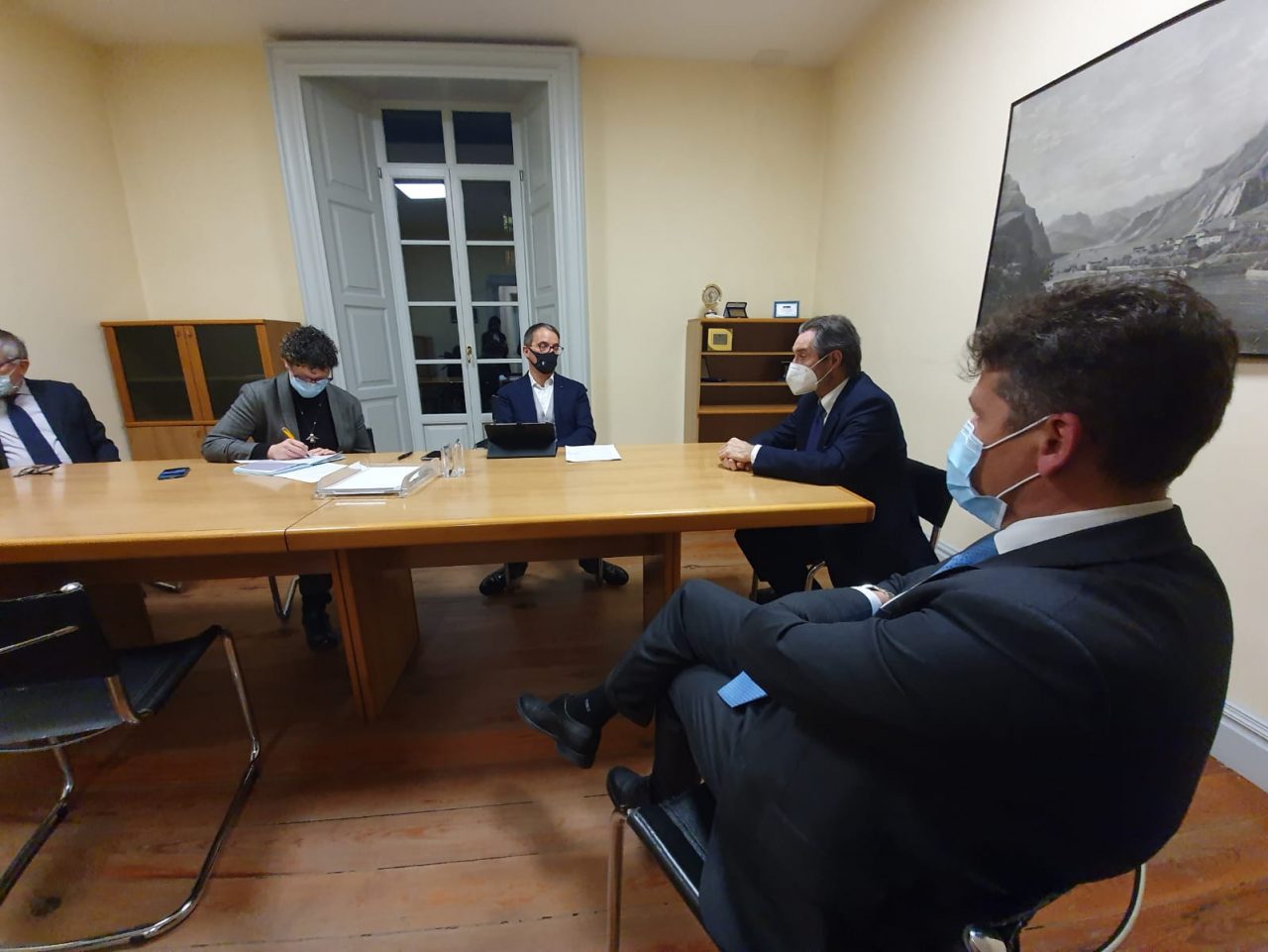 Visita a sorpresa del Governatore Fontana alla redazione del Giornale di Lecco FOTO