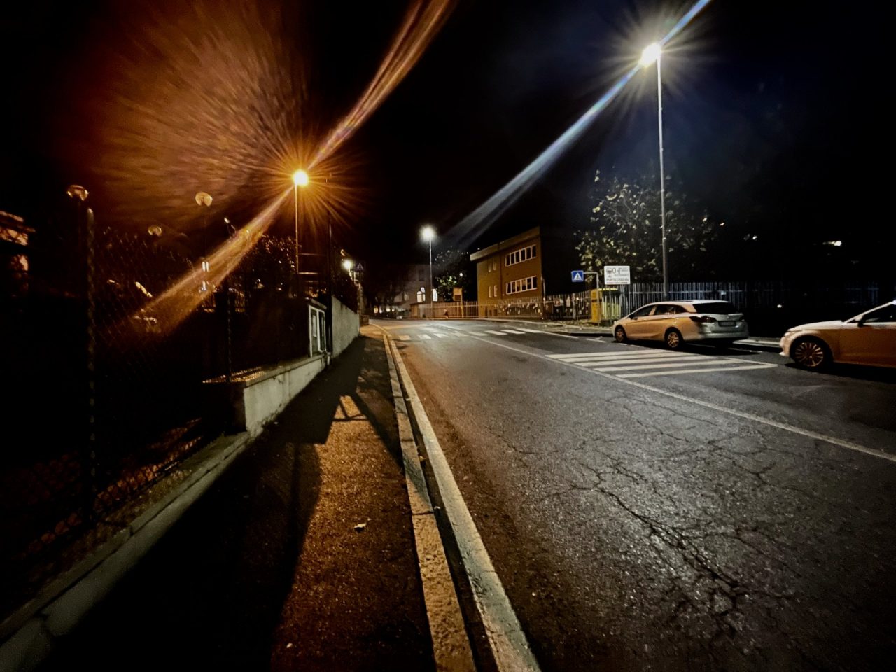 “Lanciamo raccolta firme per migliorare gli attraversamenti pedonali a Lecco”
