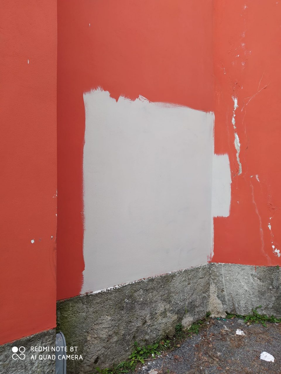 Rimosse le scritte ingiuriose apparse sui muri a Rancio