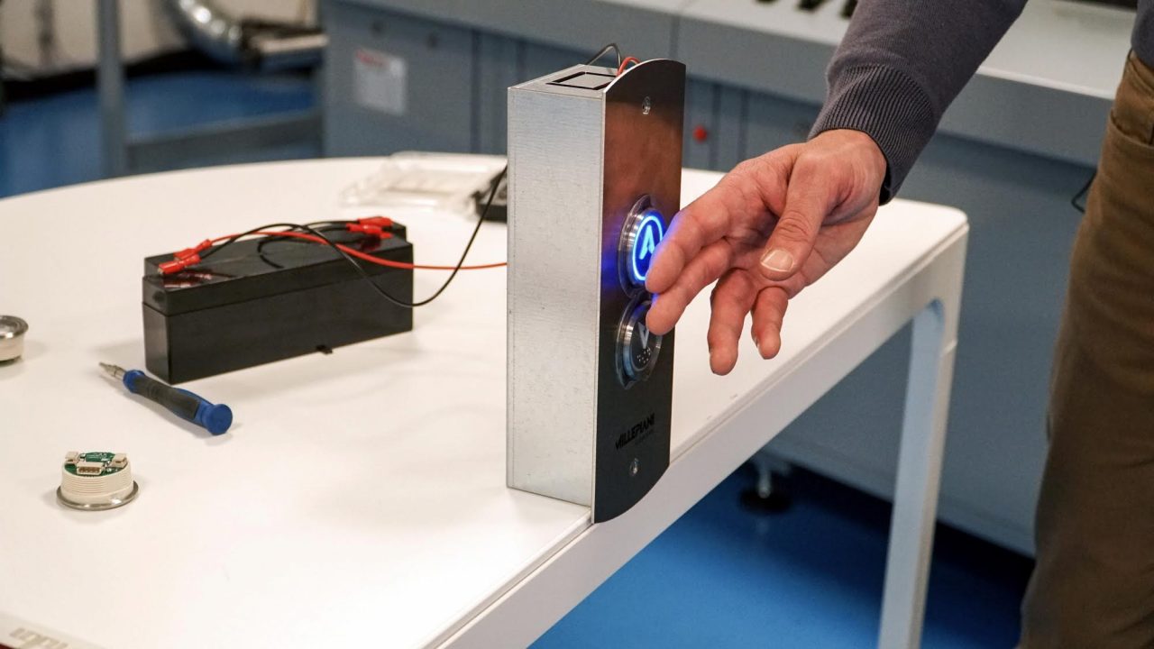 Lecco, Omet ha sviluppato la pulsantiera touchless Daphne Pv