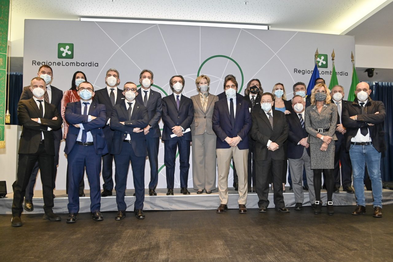 Regione, presentata la nuova Giunta Fontana: “E’ il momento della ripartenza”