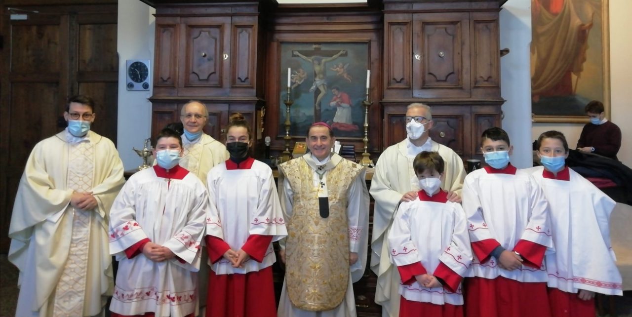 Monsignor Delpini a Carenno: “Dio non ci ha abbandonato in questa pandemia”