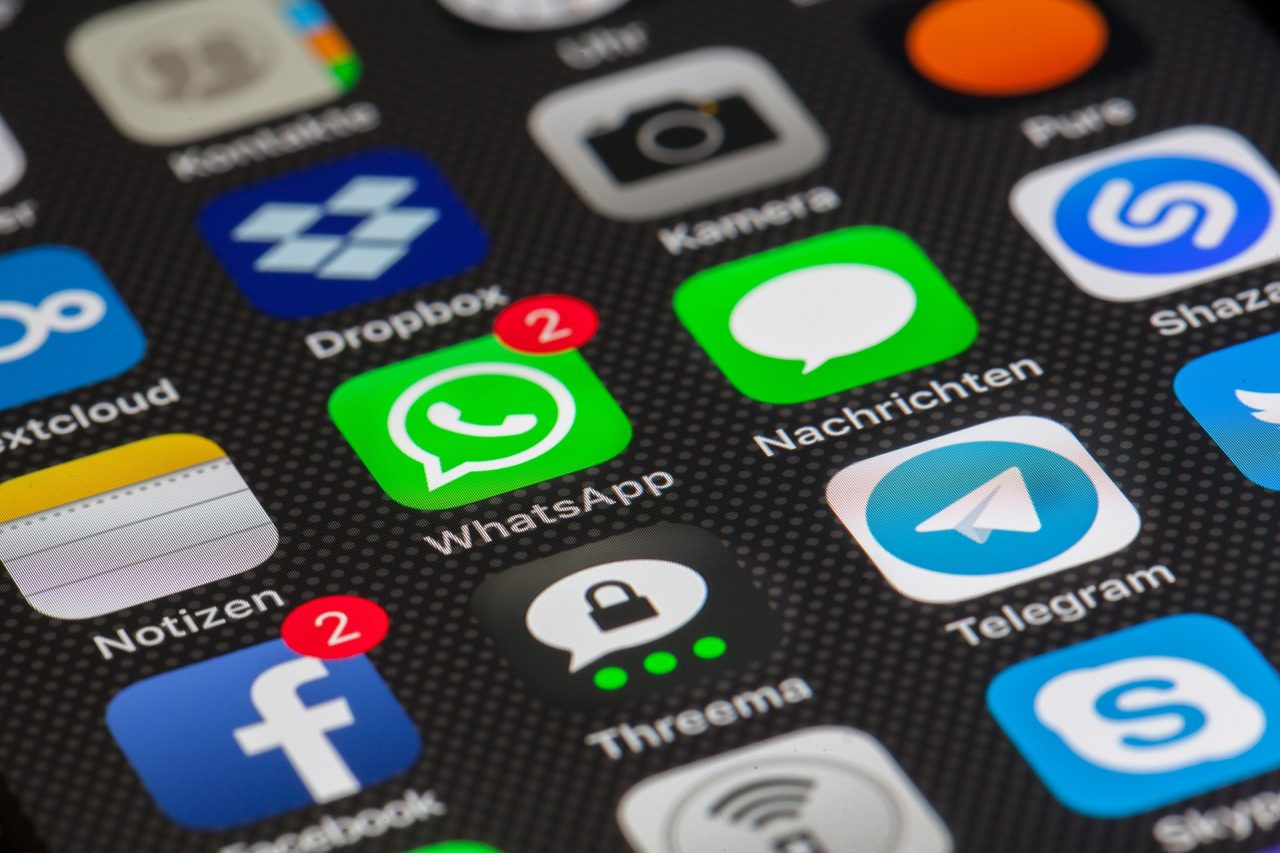 Truffa Whatsapp: profili rubati e identità bloccate